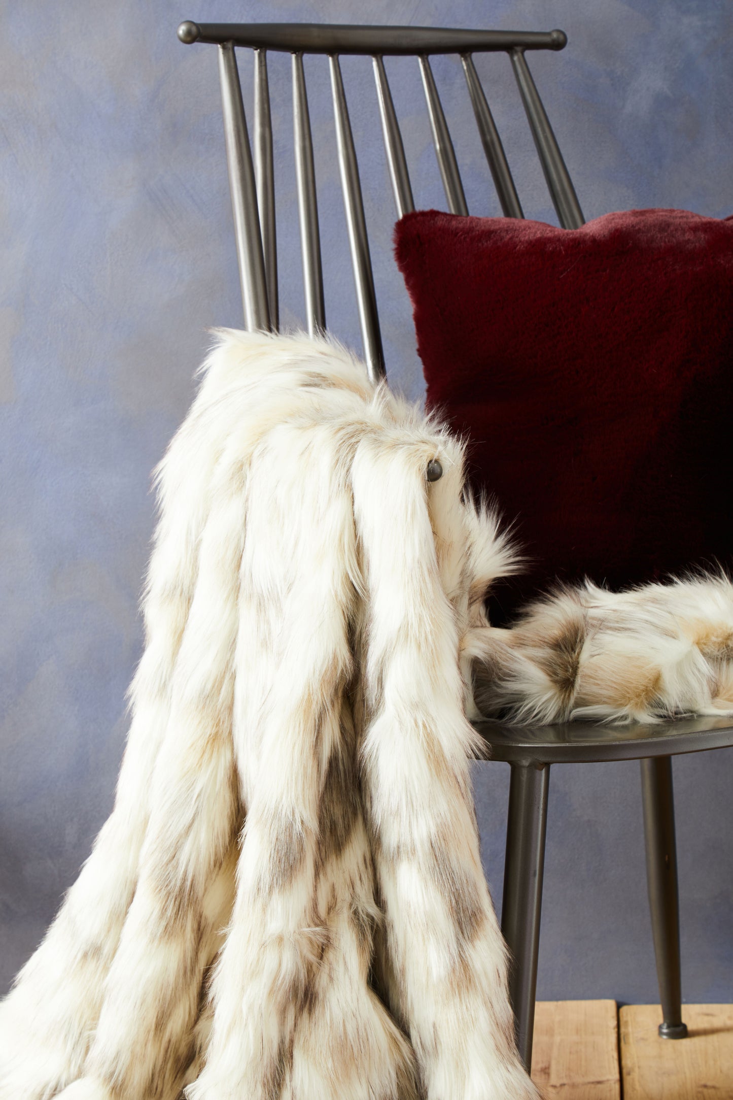 Bosie Like Fur Throw