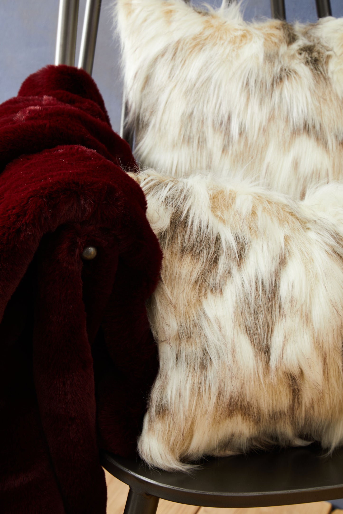 Bosie Like Fur Cushion