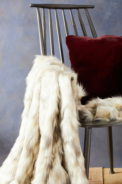 Bosie Like Fur Throw